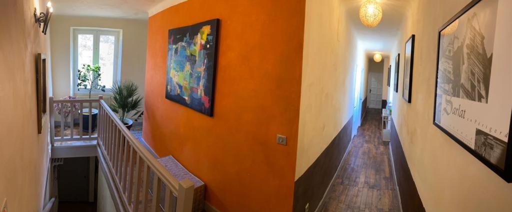 La Croquante Face Au Chateau Beynac-et-Cazenac Εξωτερικό φωτογραφία